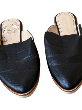 Adrienne Vittadini Black Slide on Shoes-Size 8M